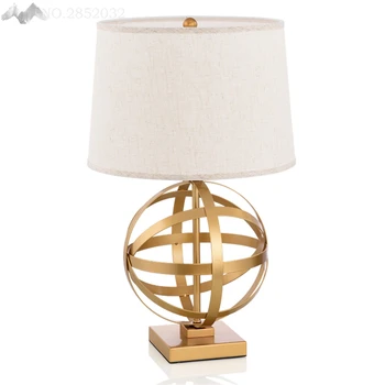 Американская постмодернистская креативная Ретро Золотисто-медная настольная лампа с землистым абажуром, настольная лампа для гостиной, украшения спальни