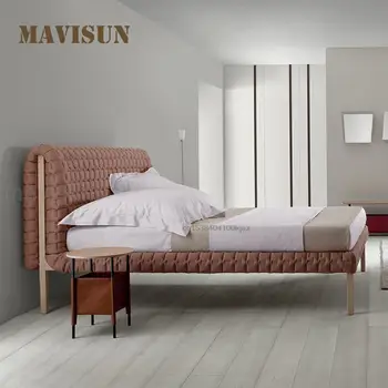 Высокая и короткая двуспальная кровать, сочетание простоты, высококачественная бархатная ткань, мебель для спальни, двуспальная кровать из массива дерева с матрасом