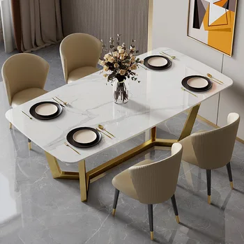 Современная роскошная каменная плита, обеденный стол и стул, сочетание домашнего обихода в итальянском минималистичном стиле, небольшая квартира прямоугольной формы, светлая